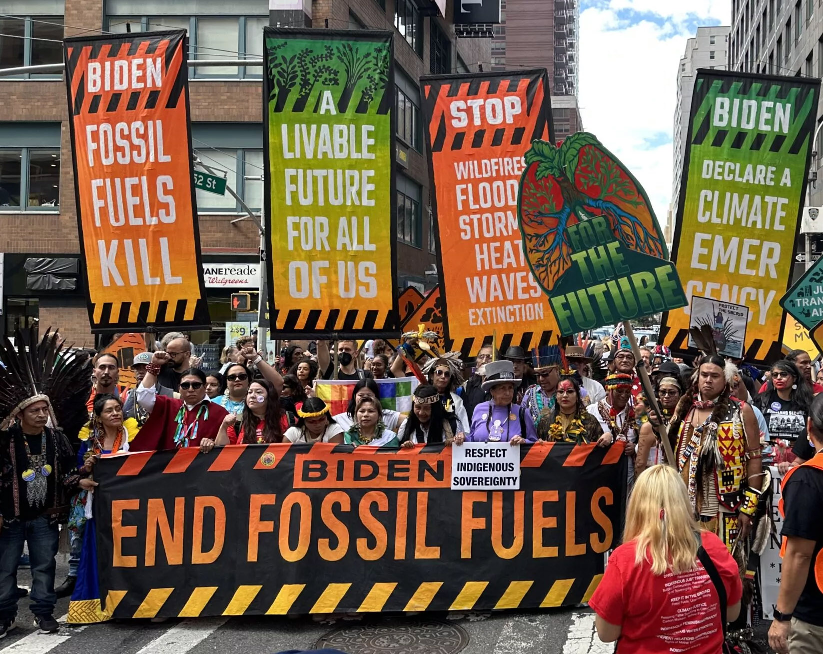 People marching to End Fossil Fuels in New York City